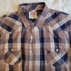 Levis.  Shirt. Size 2XL